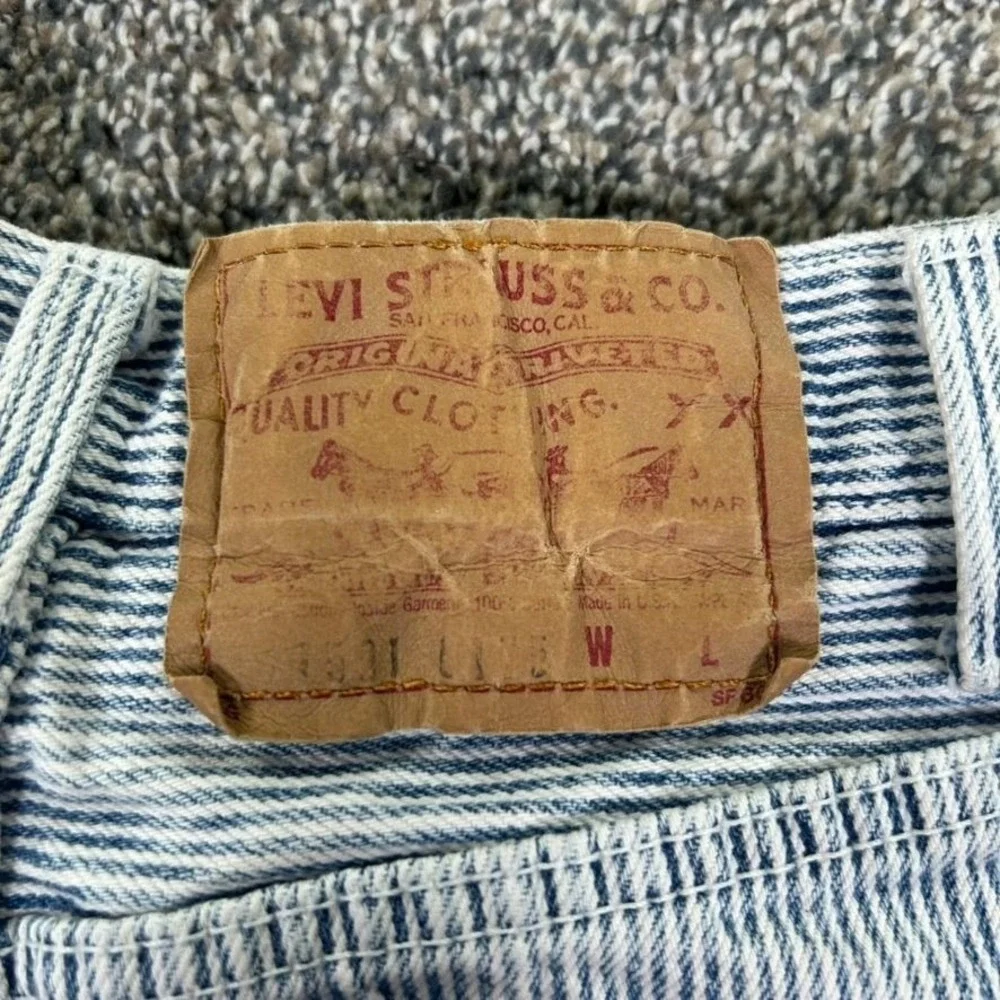 Vintage Levis 501XX Button Fly High Waisted Jean Women Hickory Stripe Denim READ - Picture 7 of 13